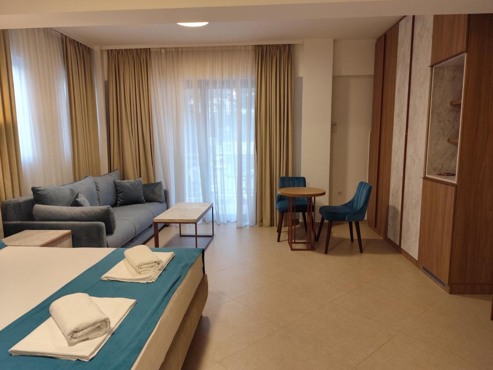 Urban Apartments Сутоморе Экстерьер фото